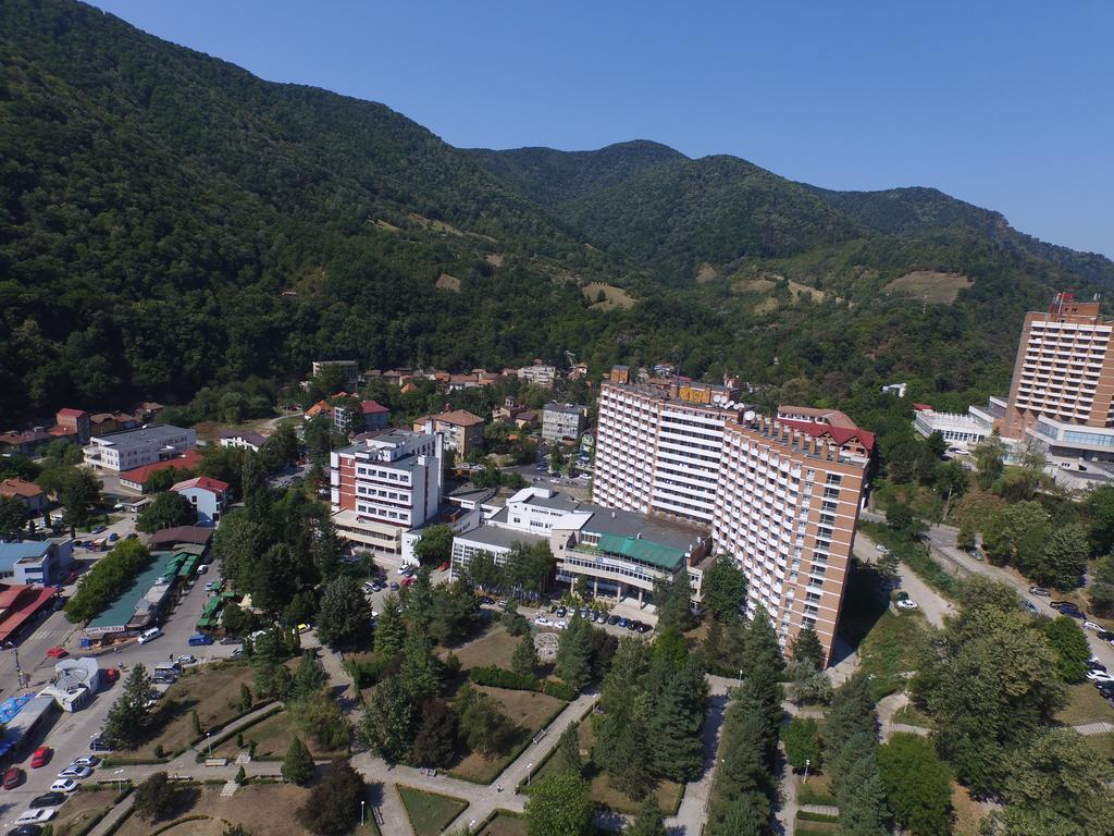 Dacia Hotel Baile Herculane Exterior photo